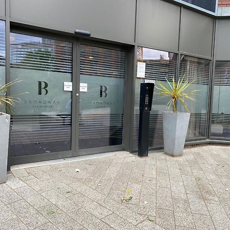 Central Birmingham Apartment - Broad Street Экстерьер фото